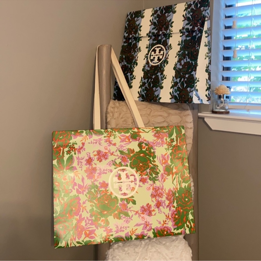 Tory Burch Floral Shopping Bag + Gift Package Combo Large - Picture 3 of 6